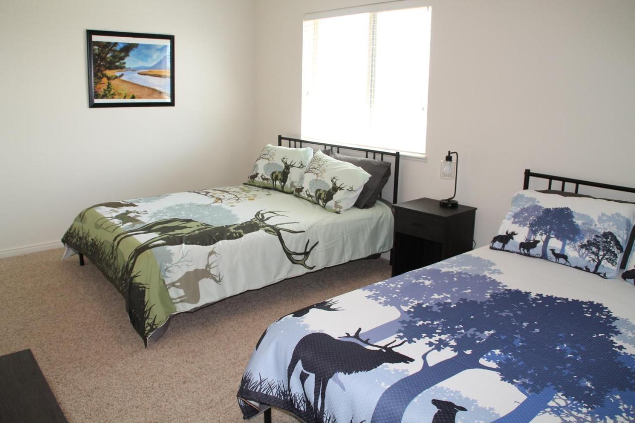 3 Queen Beds, 1 Twin Bed, 2 Rooms, 1 And A Half Bath, Self Check-In, Flexcation Equipped Idaho Falls Extérieur photo